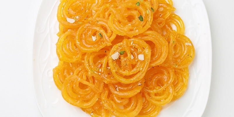 Winters in India Gets Sumptuous With these Great Seasonal Delicacies